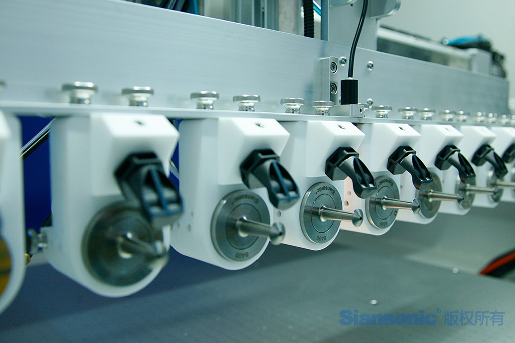 超聲波噴頭多頭并聯(lián) 超聲波噴頭多頭并聯(lián)